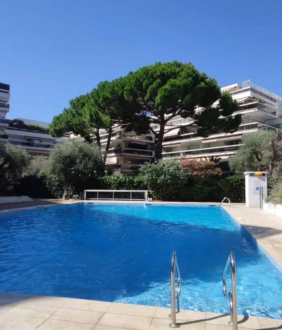 Studio Vue Mer Et Montagnes, Avec Piscine Antibes