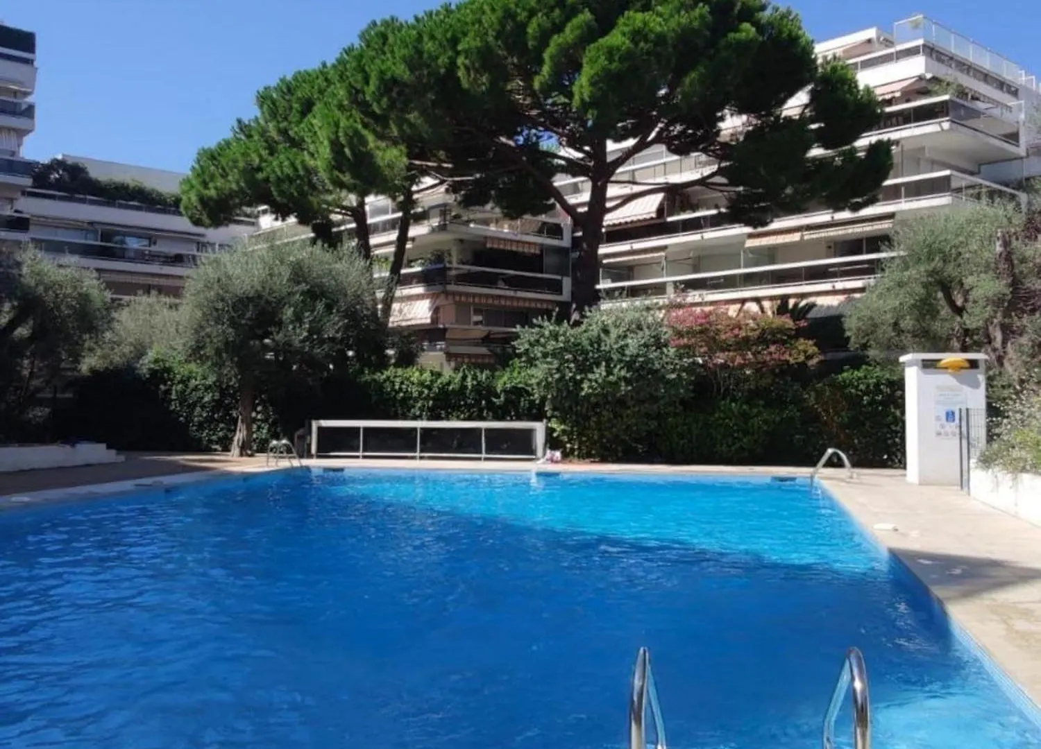 Studio Vue Mer Et Montagnes, Avec Piscine 昂蒂布 0*,